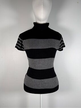 Striped Short-Sleeve Turtleneck Sweater in Black and Gray